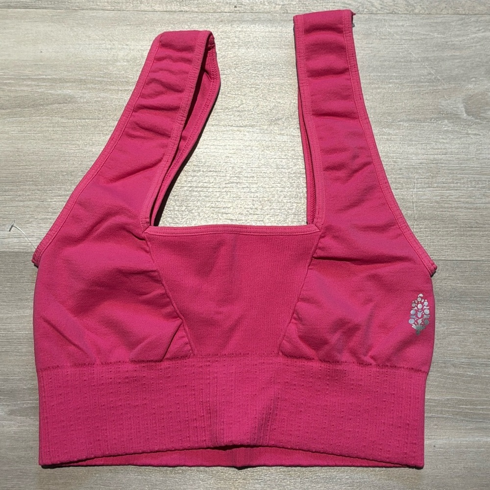 NWOT FP Movement Good Karma Square Neck Bra, Hot Pink, Size XS/S